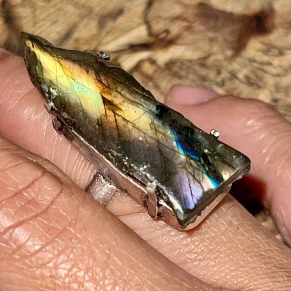 Raw Labradorite Ring Size 6 1/4 - Picture 6 of 15